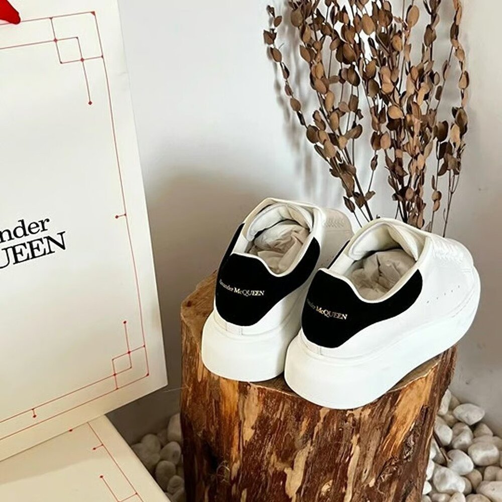 Authentic Alexander McQueen Women’s Sneakers - Picture 6 of 6